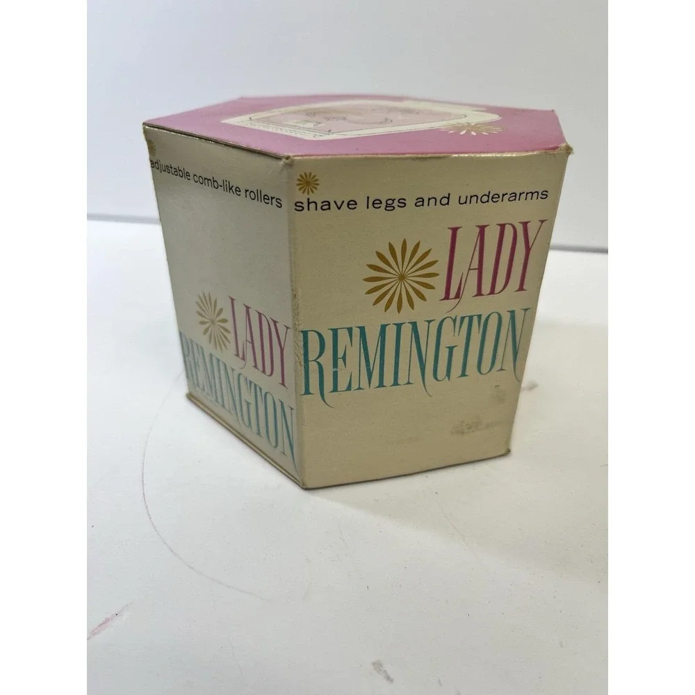 Vintage NOS Lady Remington Electric Shaver Complete With Case & Cord Orchid 261